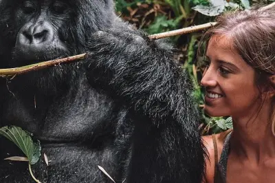 Gorilla-Trekking ab Kigali: 10-Stunden-Tagesausflug mit Mittagessen