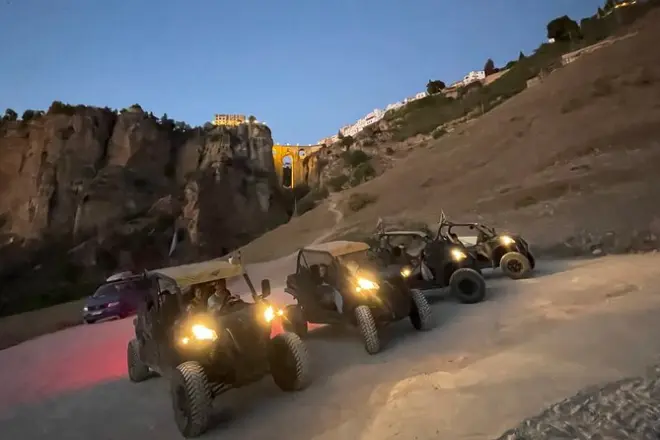 Conduite de Can-AM Maverick autour de Ronda : Découverte des gorges