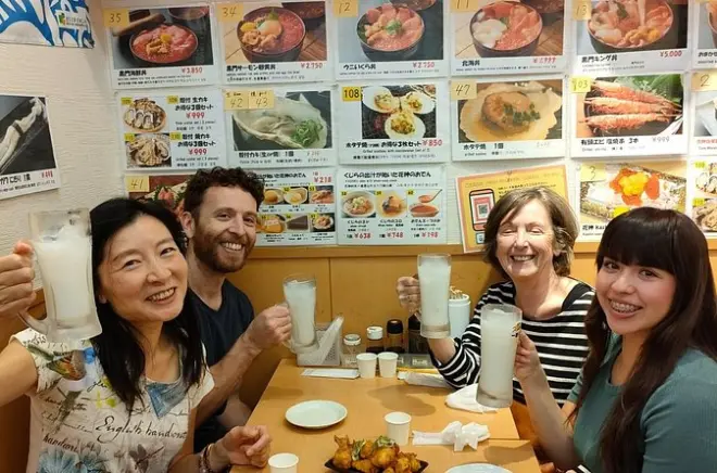Tour gastronomico a Osaka: 12 assaggi al mercato Kuromon e Dotonbori