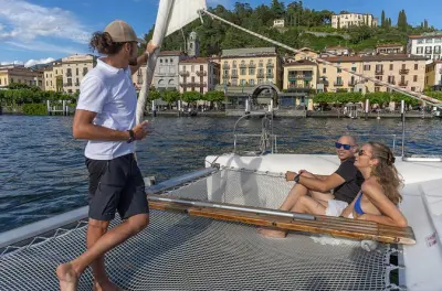 Catamarán privado en el lago de Como con aperitivo incluido