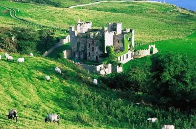 Connemara Castles Tour from Galway: Aughnanure, Kylemore, Clifden
