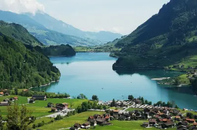 Bernese Oberland tour from Zurich: Private minivan, nine stops