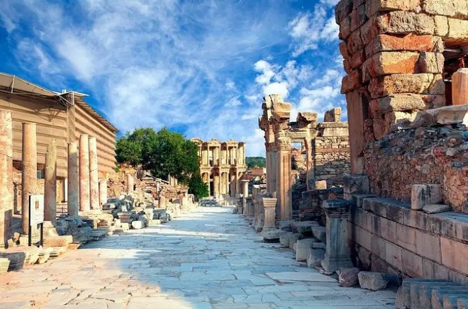 Ephesus Ausflug ab Kusadasi: Bibliothek des Celsus & Tempel