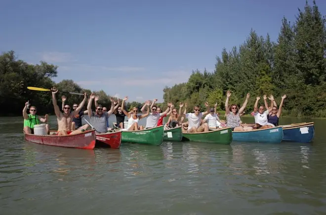 Rafting en el Danubio de Hainburg a Bratislava: Remo de 4 horas