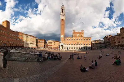 Siena and San Gimignano day trip from Livorno: Private driver