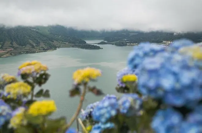 Sete Cidades 4x4 Tour: Volcano Rim Drive from Ponta Delgada
