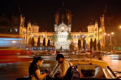 Experience mumbai after dark on a private 4-hour tour. see gateway of india, marine drive, csmt & more with hotel pickup and expert local guide.