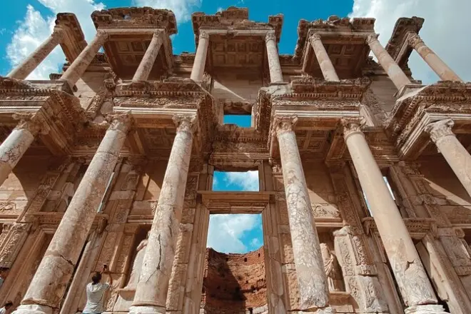 Éphèse depuis Kusadasi : Ruines antiques, vin, groupe réduit
