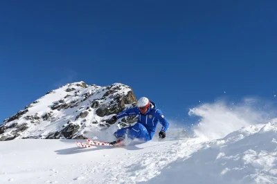Book private freeride ski lessons in livigno. tailored coaching, small groups, expert instructors. flexible hours. safety gear required. all levels welcome.