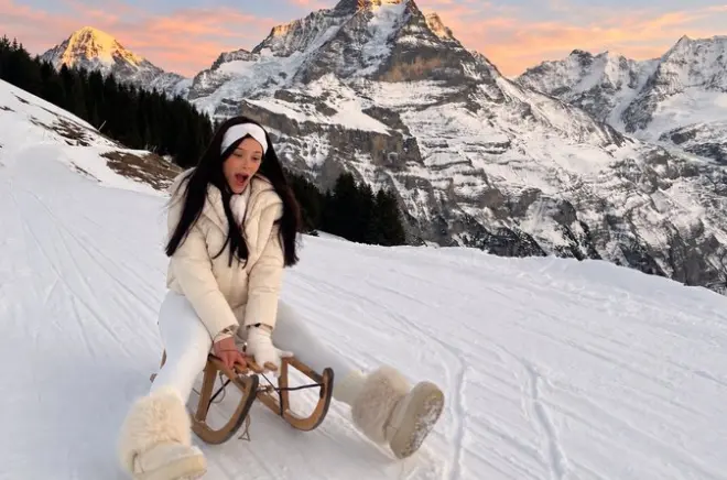 Interlaken Sunset Sledding with Swiss Fondue: Eiger Views