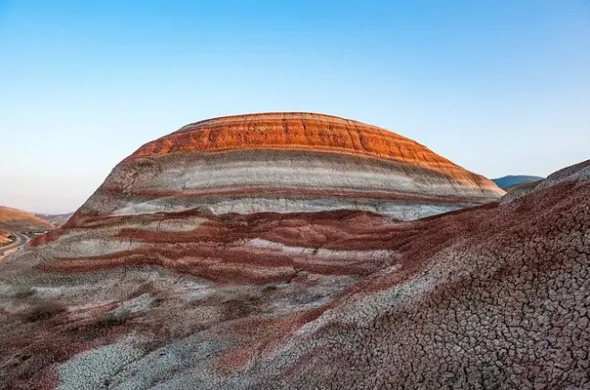 Baku: Tour zum Pink Lake, Sumgait und Candy Cane Mountains
