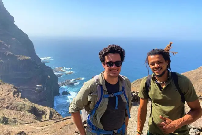 Escursione da Ponta do Sol a Cruzinha: Scogliere costiere e villaggi