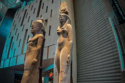 Pyramids & Grand Egyptian Museum Tour: Egyptologist Guide, Private