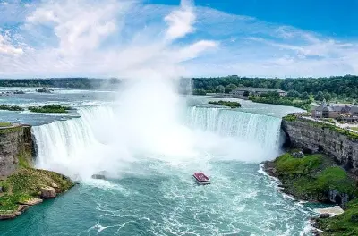 3 dias em Toronto, Niagara Falls e 1000 Islands desde Montreal