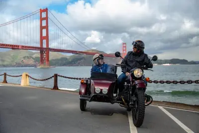 San Francisco en sidecar : Golden Gate et Lombard Street