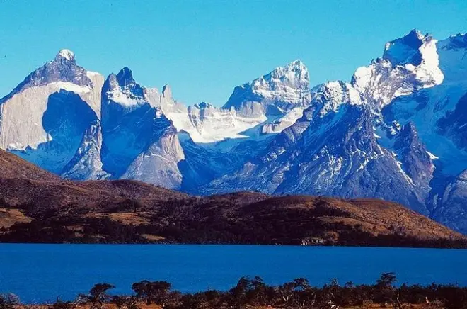 Torres del Paine e grotta del Milodon da Puerto Natales
