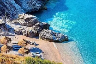 Parasailing à Himara : Sports nautiques sur la Riviera albanaise