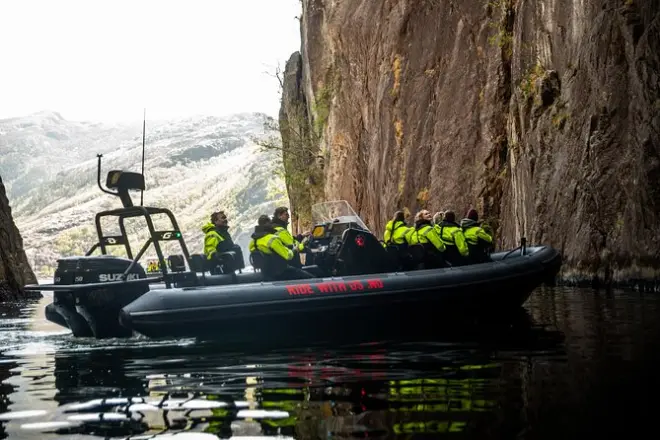 Stavanger RIB boat tour: Preikestolen, cave & waterfalls