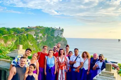Tempio di Uluwatu e danza Kecak: Tramonto, cena, salta la fila