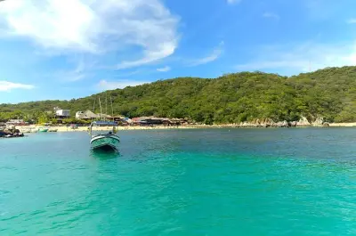 Private Tour zu 7 Huatulco-Buchten mit kostenlosem Sportfischen