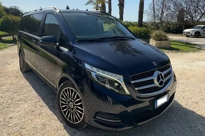 Private Transfer Taormina to Syracuse: Mercedes V-Class