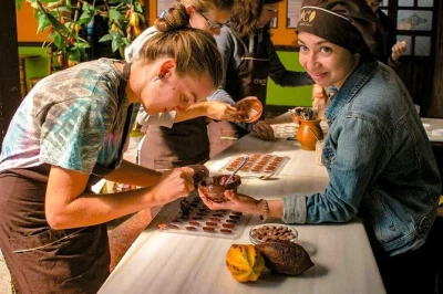 Try your hand at chocolate making in antigua’s chocomuseo, from roasting cocoa beans to tasting fresh chocolate drinks. includes your own handmade chocolates.