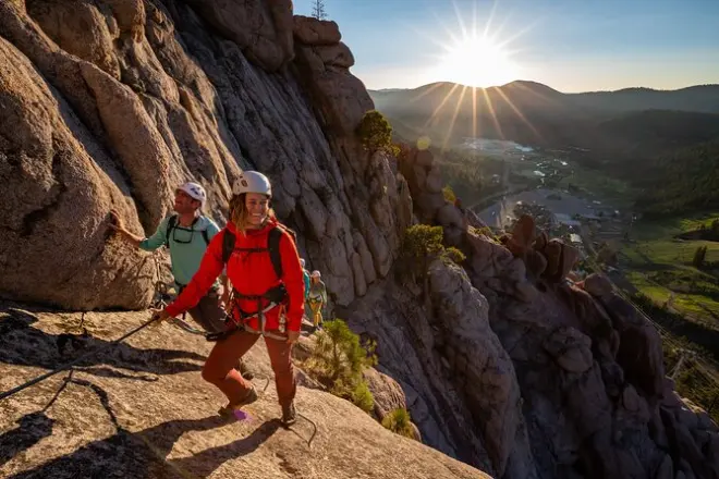 Aventura via ferrata en North Lake Tahoe: Ascenso de 244 metros