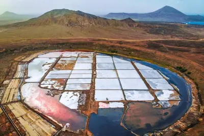 Lac salé de Pedra de Lume : Flotter dans un cratère volcanique