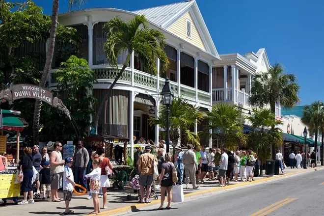 Miami to Key West Day Trip: 7 Mile Bridge & 6 Hours Free
