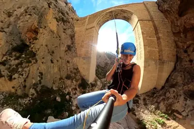 Bungee Jumping Mascarat: Einziger Brücken-Bungee-Sprung in Spanien