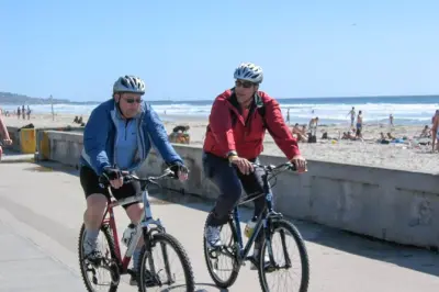 La Jolla e-bike tour: Mount Soledad to Pacific Beach