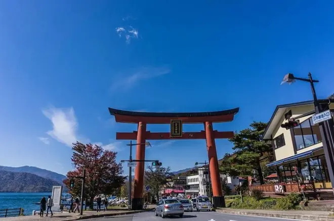 Nikko day trip from Tokyo: Kegon Waterfall & Chuzenji Lake