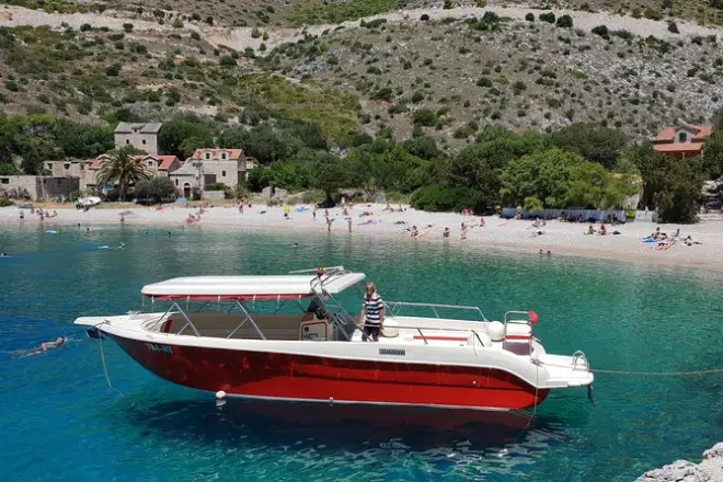 Hvar Schnorcheln: Privates Schnellboot zur Blauen Höhle & Inseln