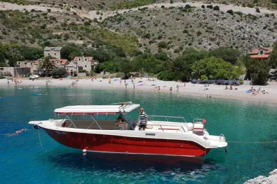 Hvar Schnorcheln: Privates Schnellboot zur Blauen Höhle & Inseln