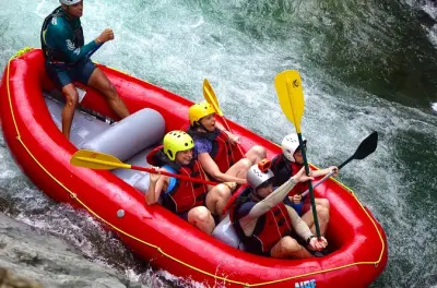 Chorro Rafting in Quepos: Class 3 & 4 Rapids