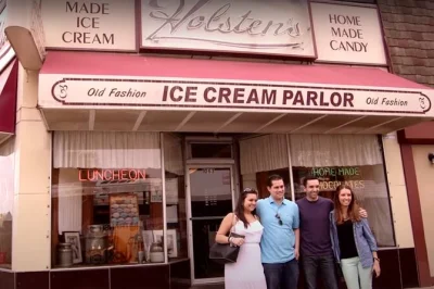 Explora el mundo de the sopranos en nyc y new jersey con un guía actor, visita lugares icónicos de filmación y opción a tour privado.