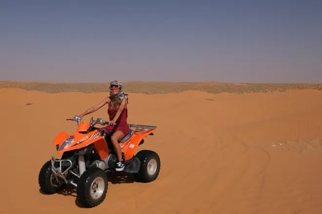 Ksar Ghilane & Matmata 4x4 Tour: Wüstentor und Berberdörfer