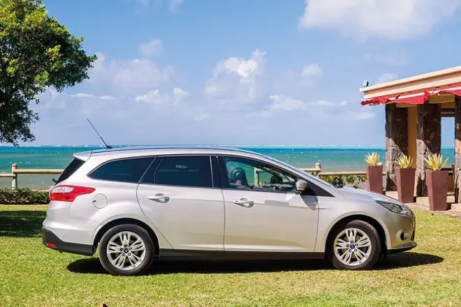 Car Hire with Driver in Grand Baie: 8 Hours, Your Itinerary