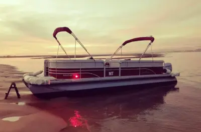 Romantic Sunset Tour Ria Formosa from Faro: Private Catamaran