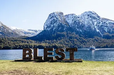 Puerto Blest & See Frías Tour: Boot, Wasserfall, Regenwald