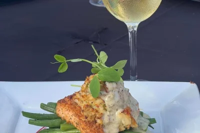 Scopri i sapori di st. augustine con un tour gastronomico in piccolo gruppo, degustazioni sedute e passeggiate tranquille tra locali selezionati.