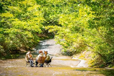 Trekking sul fiume Sawanobori a Takayama con caffè d’acqua pura