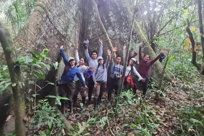 Experience a real amazon survival adventure near iquitos. learn jungle skills, spot wildlife, and camp lakeside with an expert local guide.