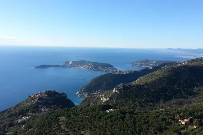 Da Eze Village a Monaco Monte-Carlo: Borgo medievale e circuito F1