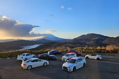 Conduisez 2 à 4 voitures sportives JDM à Hakone inoubliable