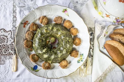 Join a small group ancona market tour and dine at a cesarina's home. enjoy authentic italian dishes, local wines, and real cucina italiana culture.