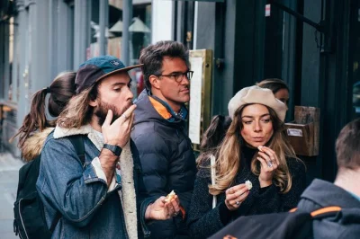 Scopri londra con una guida locale tra mayfair, soho e covent garden in un tour dedicato ai formaggi inglesi. degusta stilton, partecipa a quiz divertenti e gusta un bicchiere di vino, con snack inclu