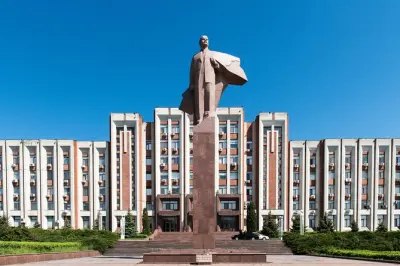 Transnístria a partir de Chisinau: Locais soviéticos com guia