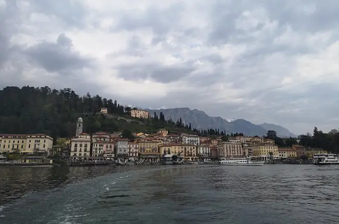 Privattour Bellagio ab Stresa: 8 Stunden mit Fahrer