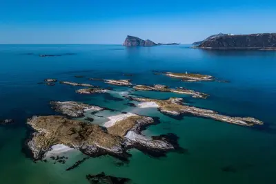 Sommarøy & Kvaløya Guided Fjord Tour: Hikes and Lunch